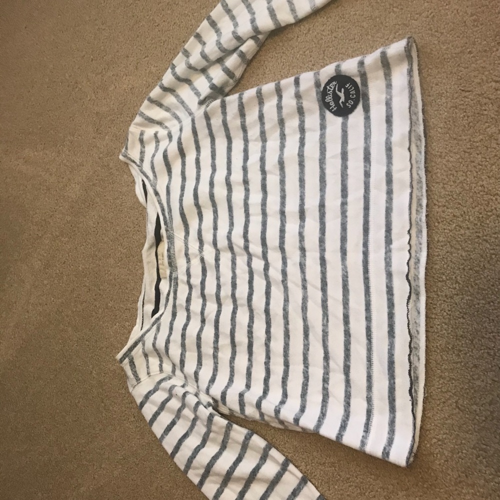 Hollister Cropped shirt